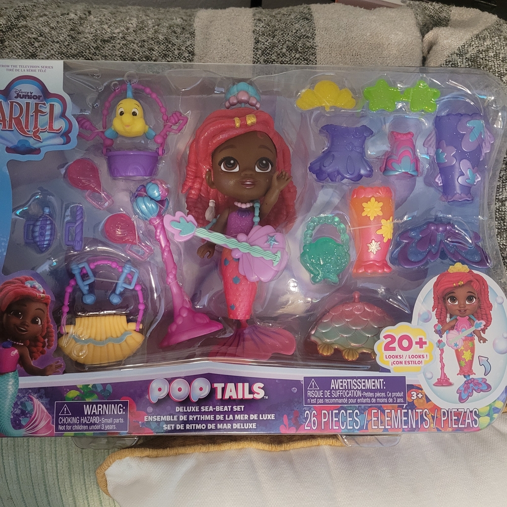 Disney Junior Ariel Deluxe Sea-Seat Set - Multicolor